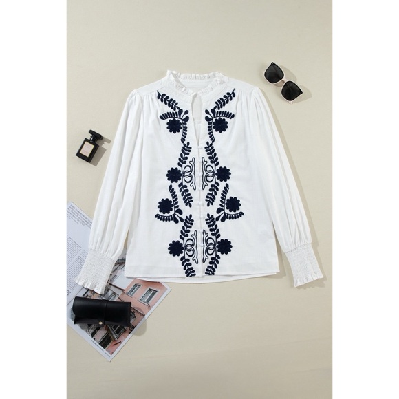 Floral Embroidered Shirred Sleeve Blouse - Picture 3 of 3